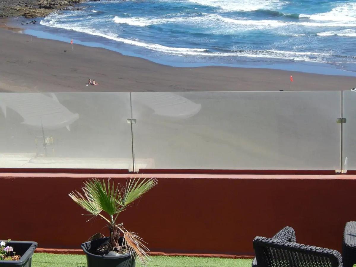 شقة Loft With Balcony Sea View Playa Del Hombre المظهر الخارجي الصورة