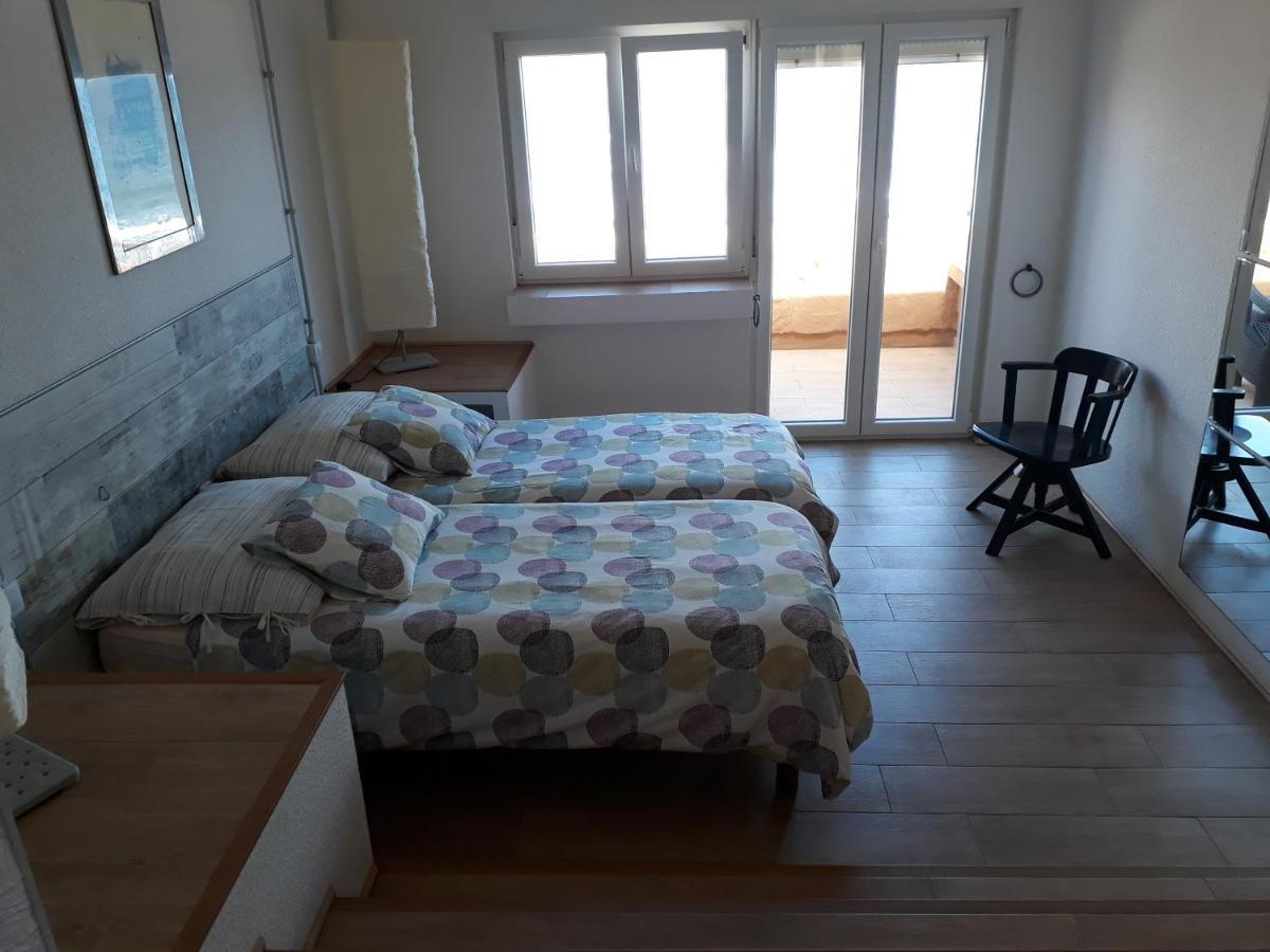 شقة Loft With Balcony Sea View Playa Del Hombre المظهر الخارجي الصورة